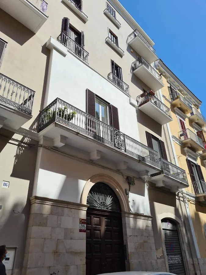 Saint George'S House 2 Bari Apartment 0*,  Italy