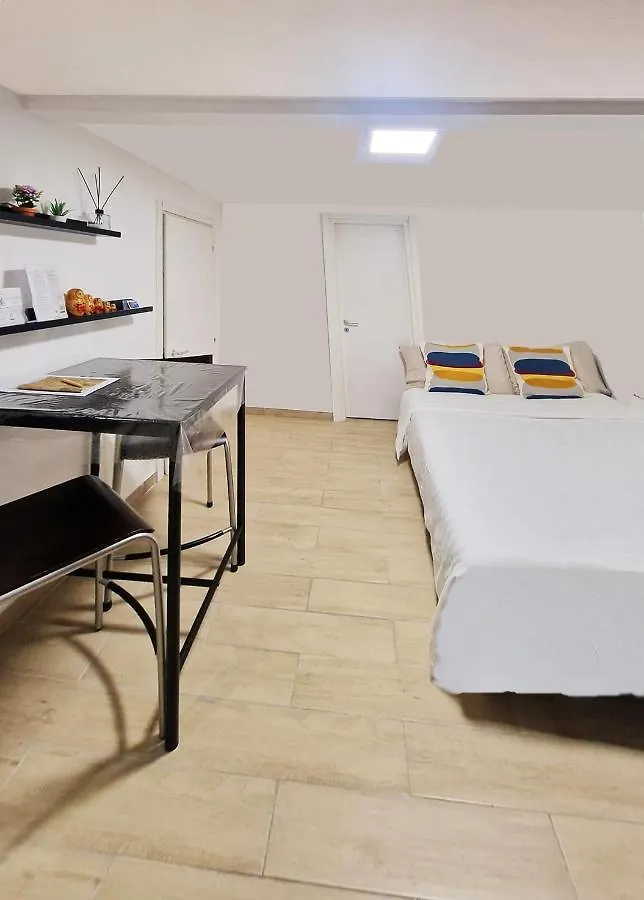 Saint George'S House 2 Bari Apartment