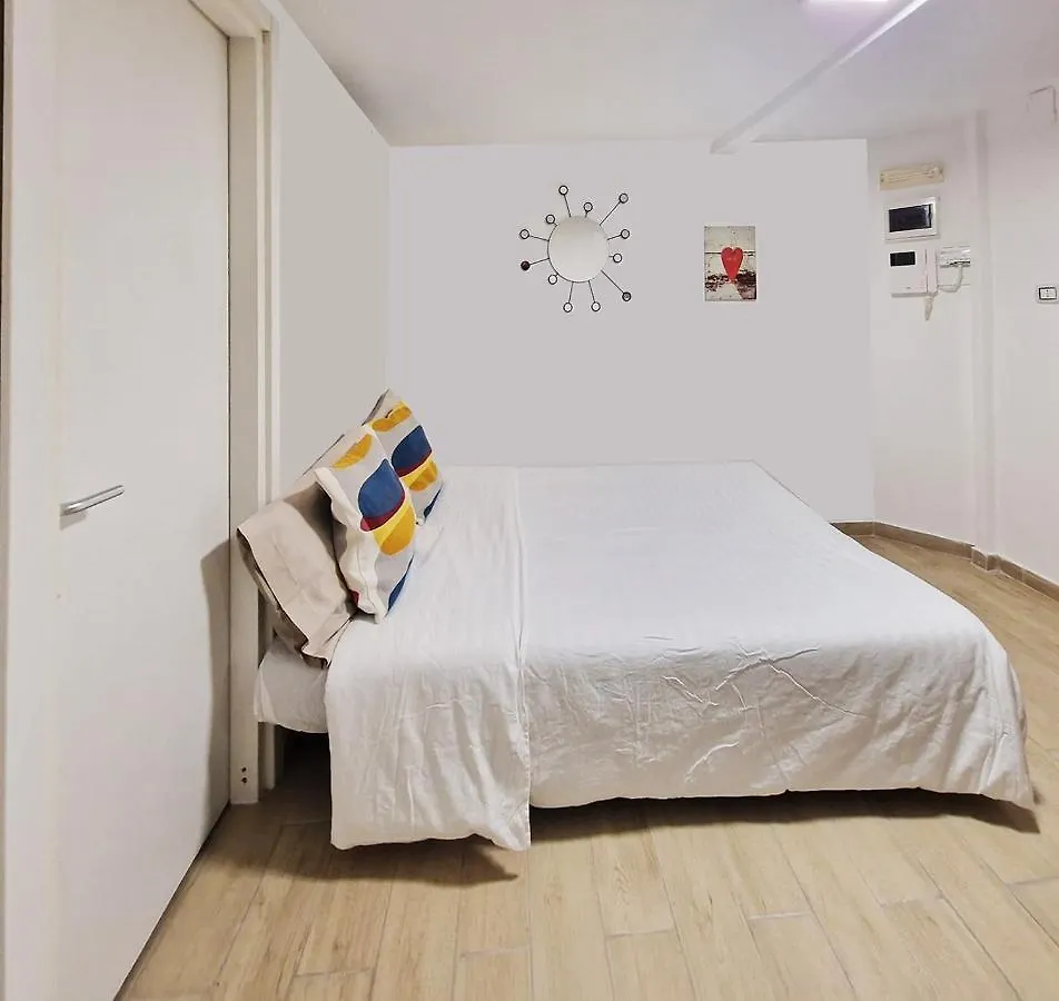 Saint George'S House 2 Bari Apartment